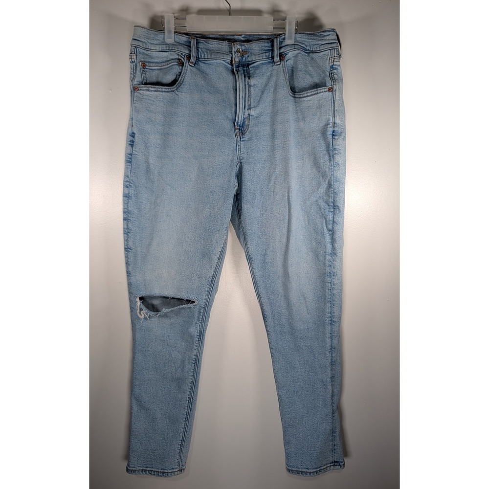 American Eagle 90s Skinny Jeans Light Wash Distressed Blue Size 18 Regular